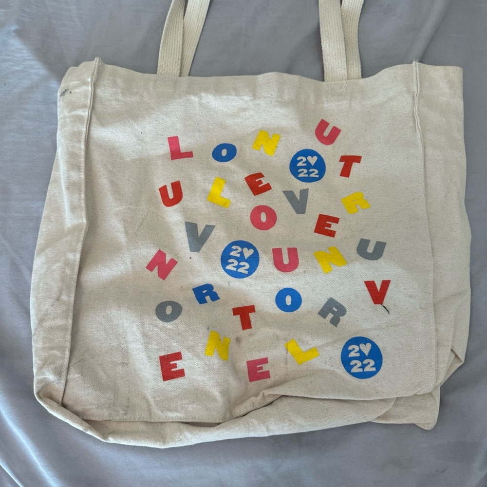 Harry styles love on tour tote bag